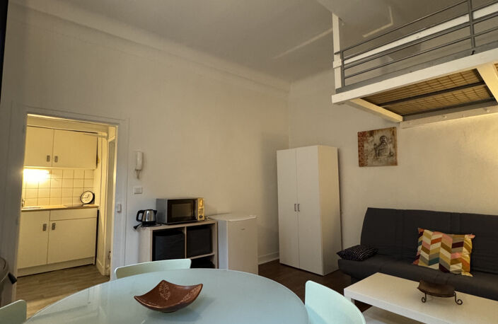 Studio meublé centre-ville de SENS — photo 2