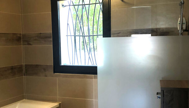 Villa / Maison 6 pièces  à louer Aix-en-Provence 13100