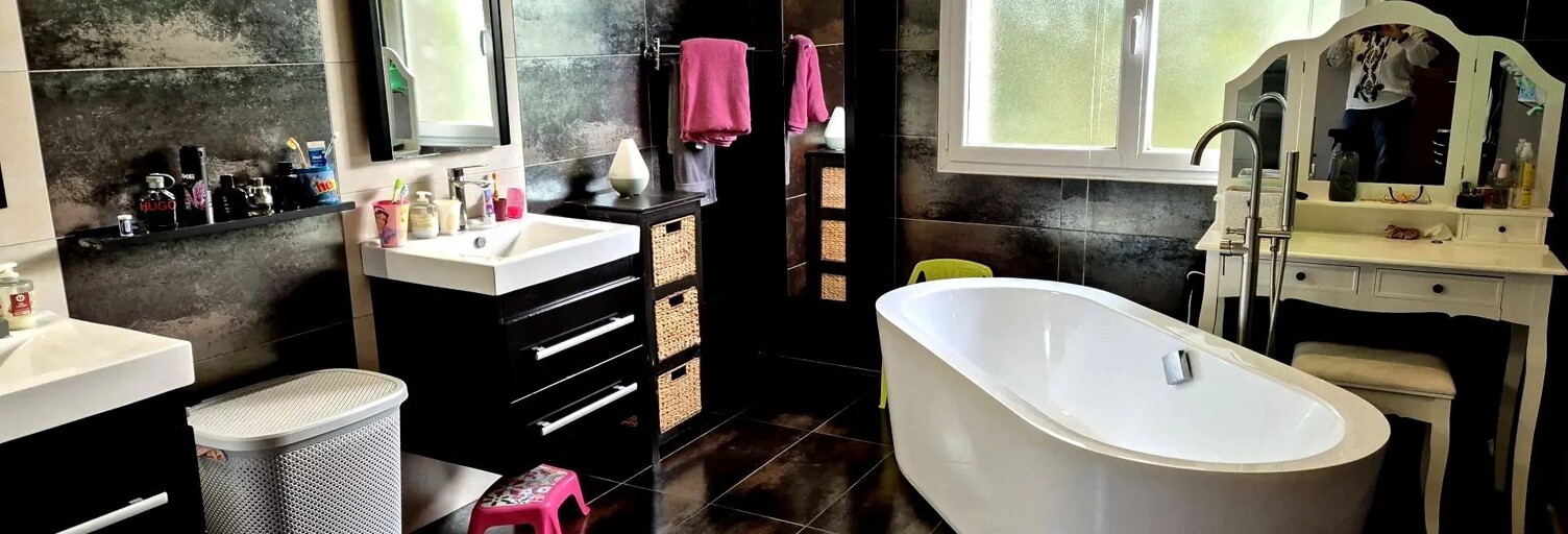 Maison 8 Pièces 209 m² à vendre à Laigné-Saint-Gervais (72220)