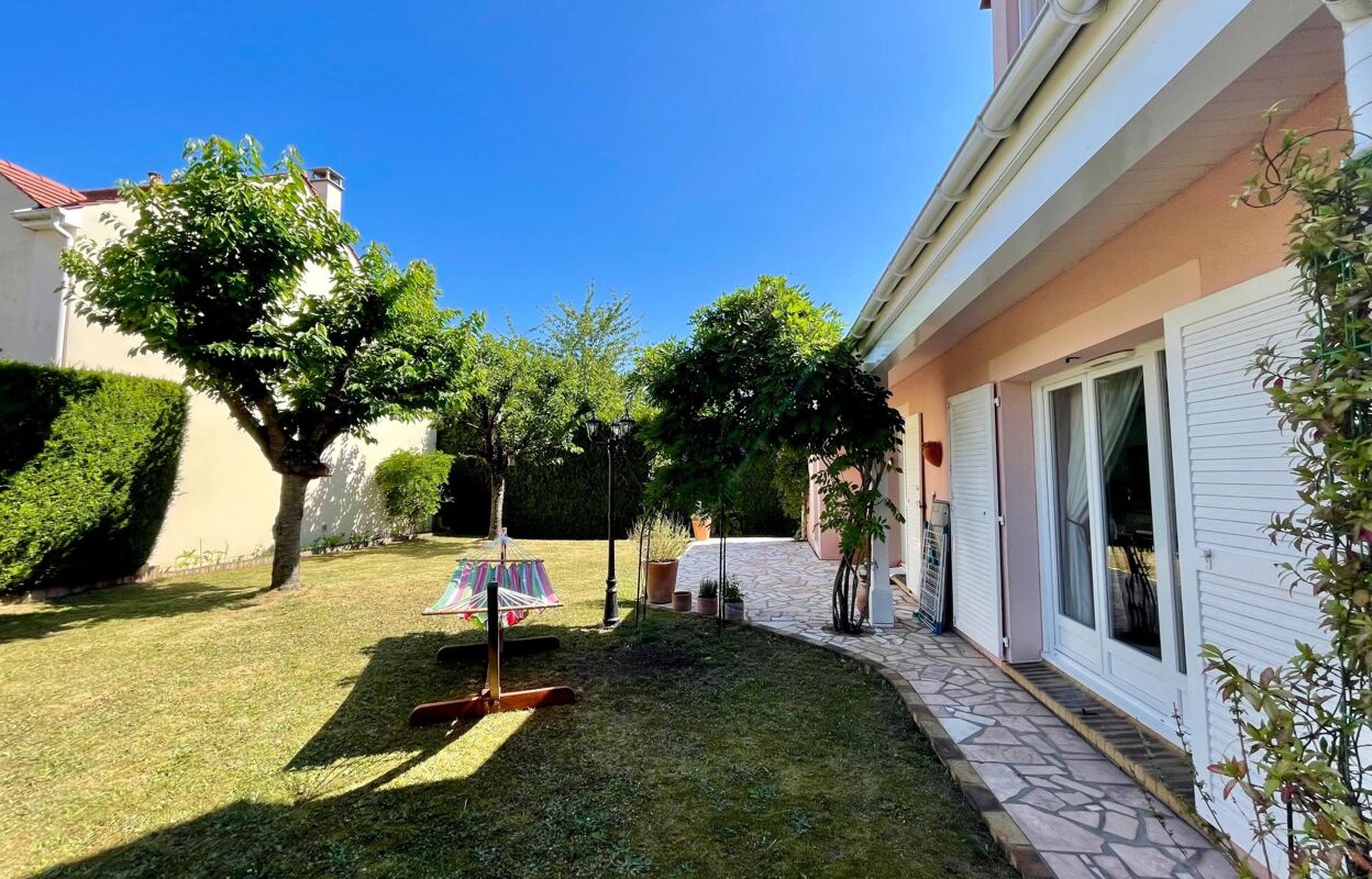 maison 6 pièces 148 m2 à vendre à Courdimanche (95800)