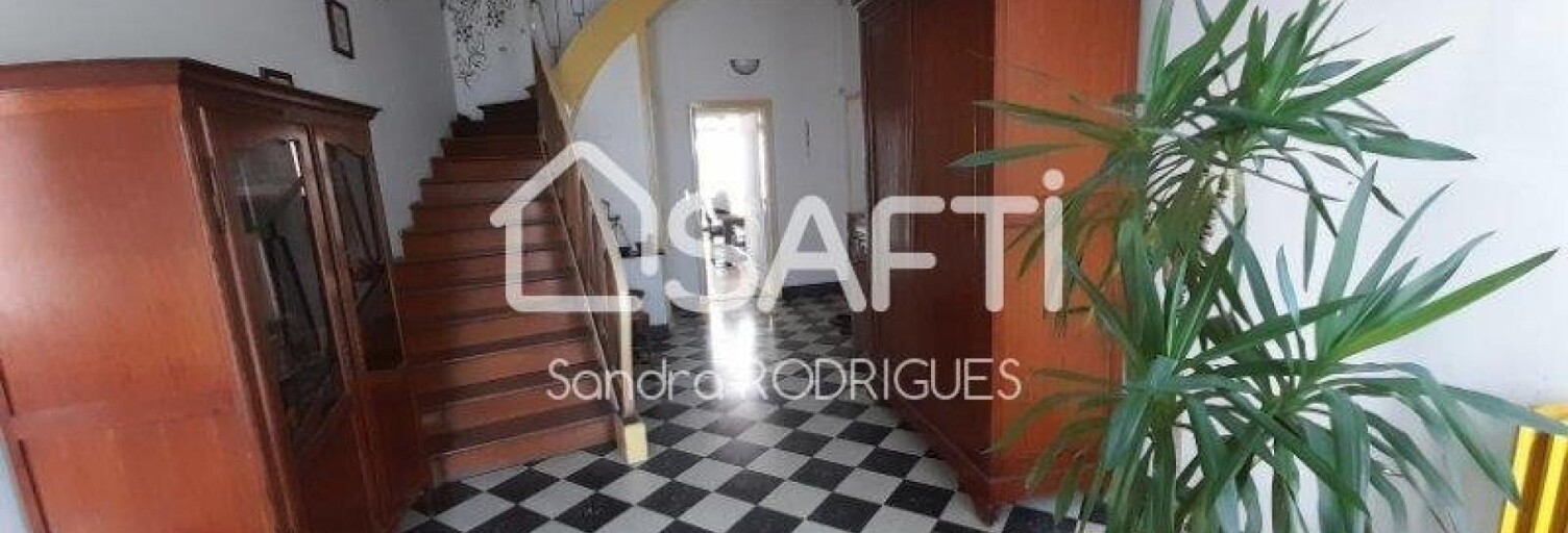 Maison 9 Pièces 295 m² à vendre à Charmes (02800)