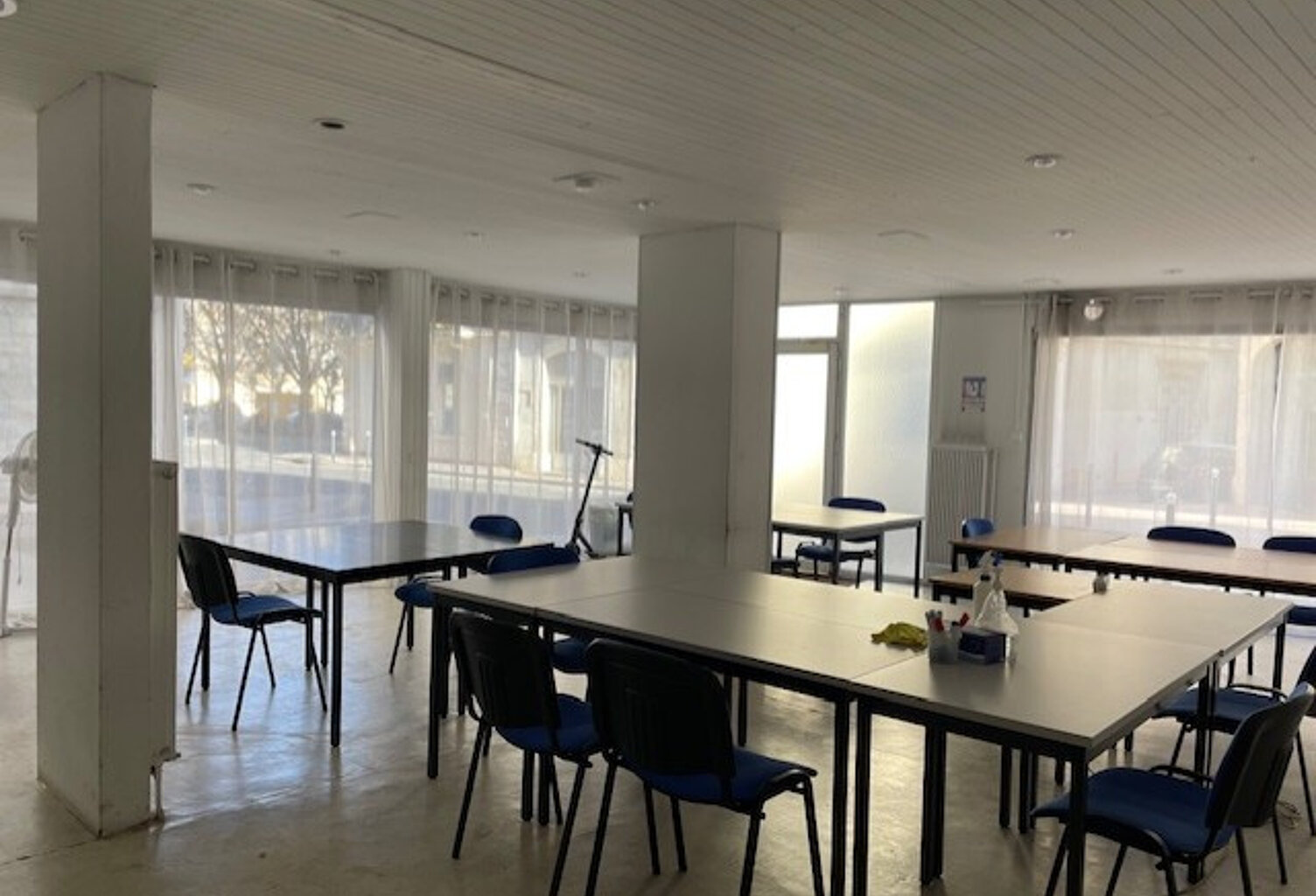 Local Professionnel 68 m2 RDC 4, rue Ernest Michel — photo 1