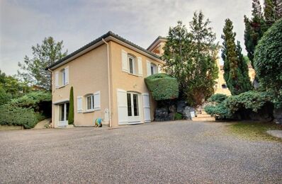 vente maison 640 000 € à proximité de Le Chambon-Feugerolles (42500)