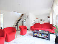 78690 LES ESSARTS LE ROI     Agréable maison 6 pièces avec d — photo 3