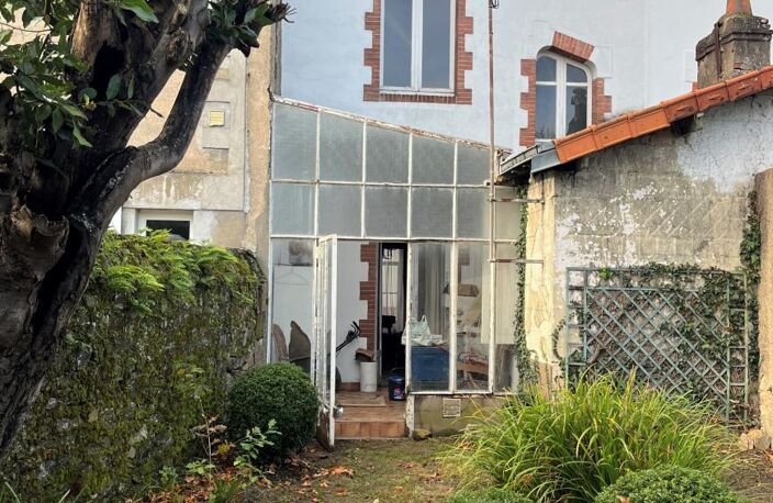 Vente maison 7 pièces 133 m² Nantes (44000) — photo 2