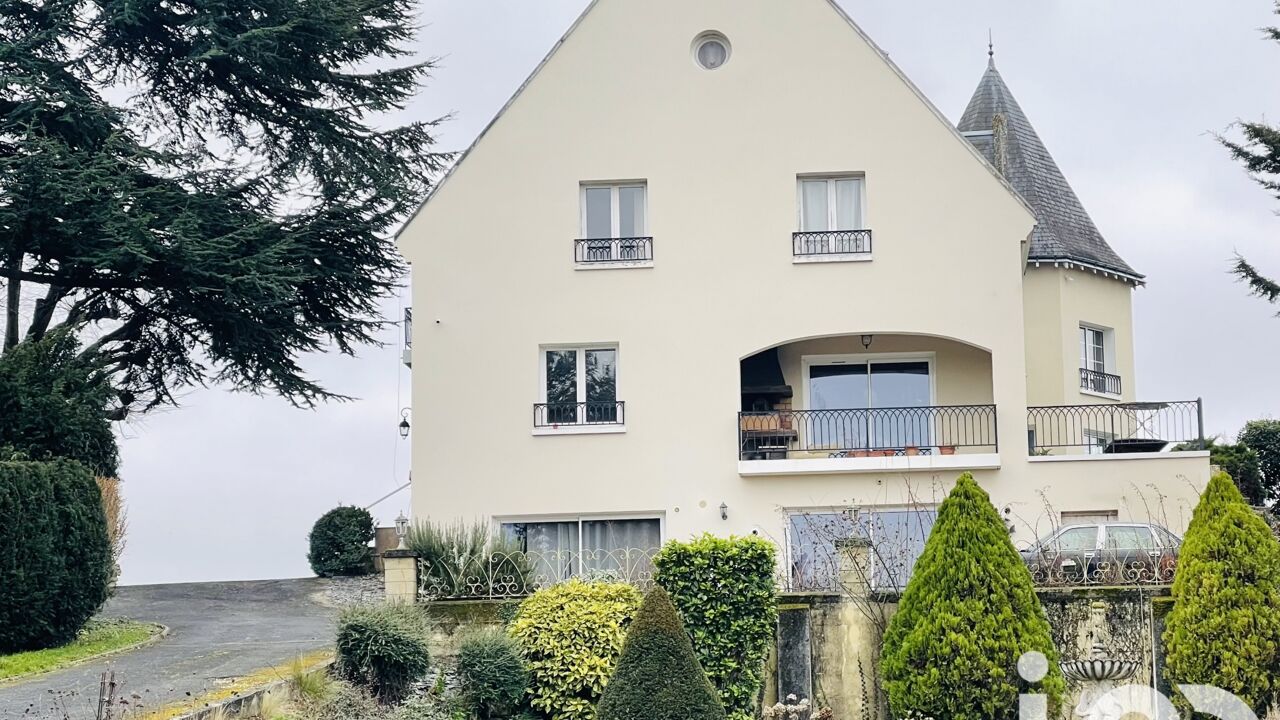 maison 11 pièces 315 m2 à vendre à Rochecorbon (37210)