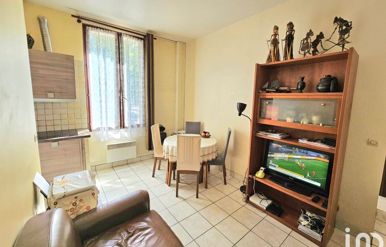 commerce  pièces 42 m2 à vendre à Maisons-Alfort (94700)