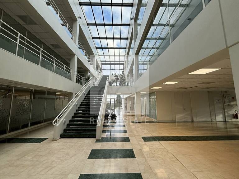 BUREAUX à LOUER — photo 1