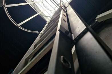 Commerce  1472750 €