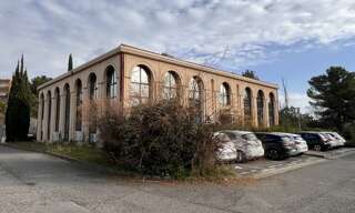 Bureau  110 m² à louer à Aix-en-Provence (13290)