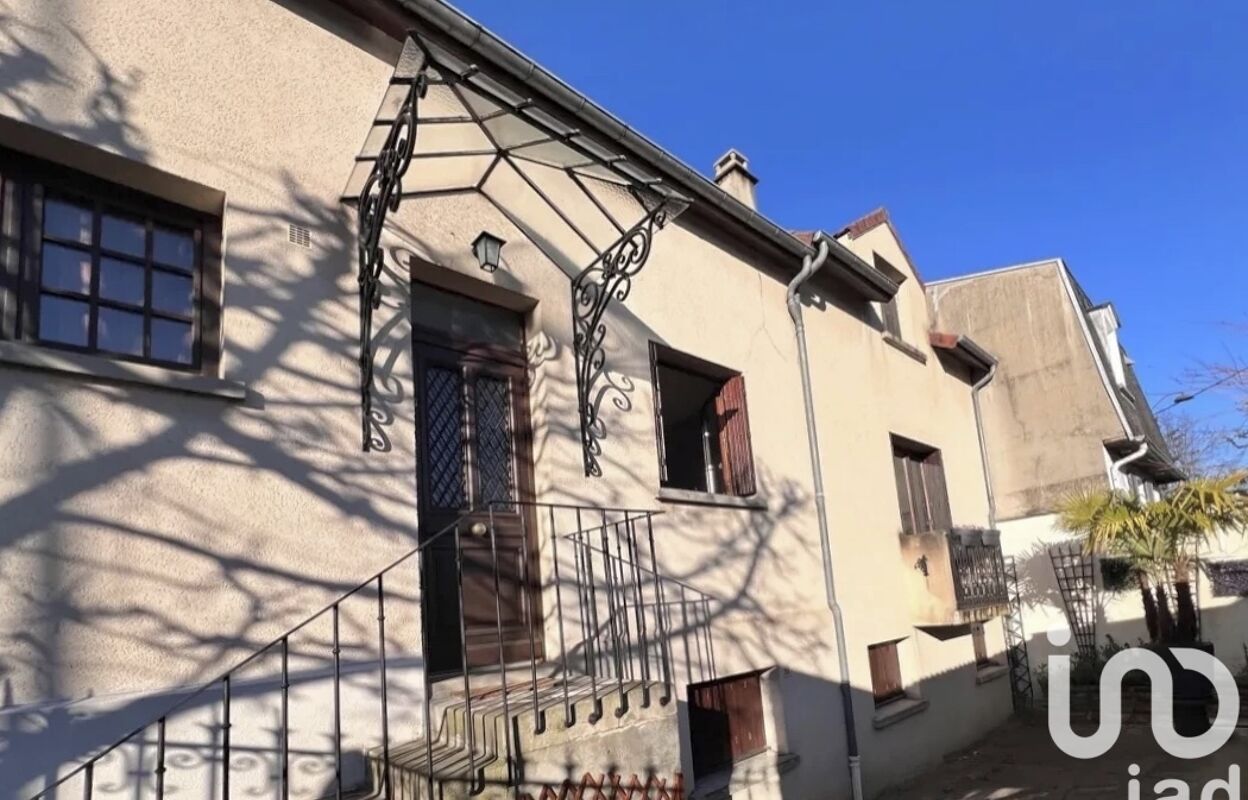 maison 4 pièces 150 m2 à vendre à Rueil-Malmaison (92500)