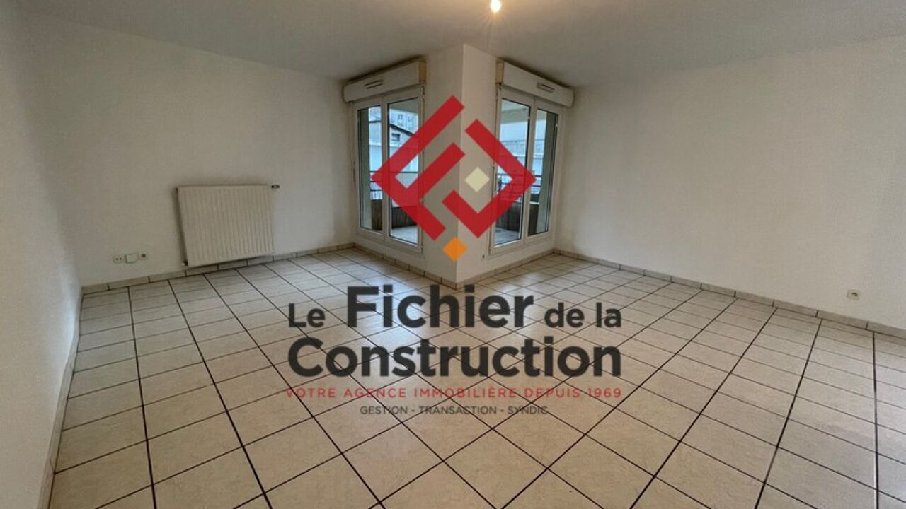 appartement 2 pièces 61 m2 à vendre à Grenoble (38000)