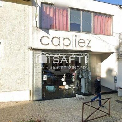 Immeuble  251000 €