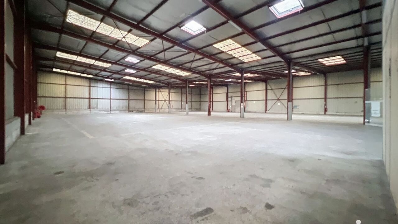 commerce  pièces 2935 m2 à vendre à Brie-Comte-Robert (77170)