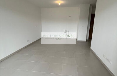 location appartement 1 130 € CC /mois à proximité de Hyères (83400)