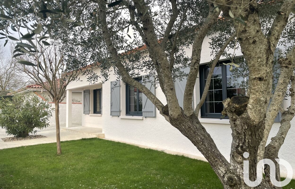 maison 6 pièces 161 m2 à vendre à Dompierre-sur-Mer (17139)