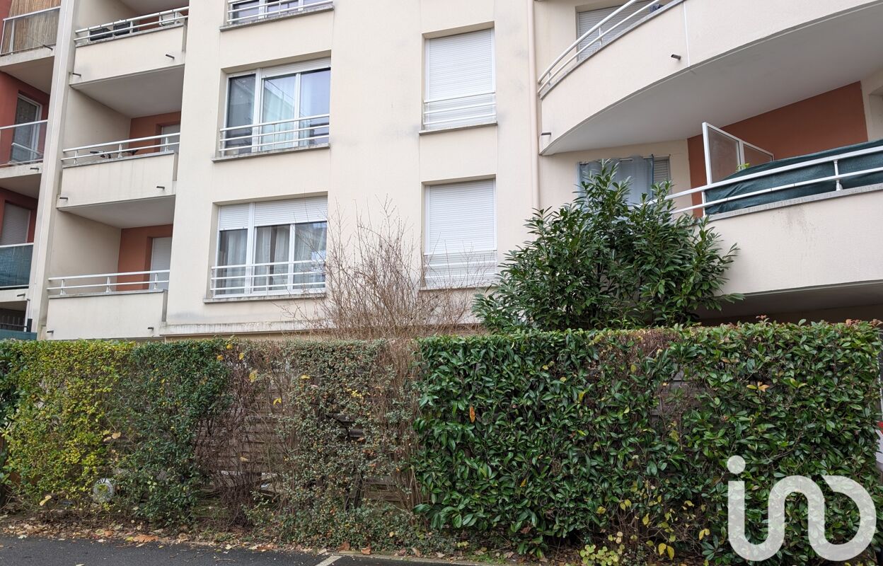 appartement 3 pièces 41 m2 à vendre à Corbeil-Essonnes (91100)