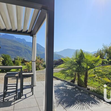 Maison 4 pièces 595000 €