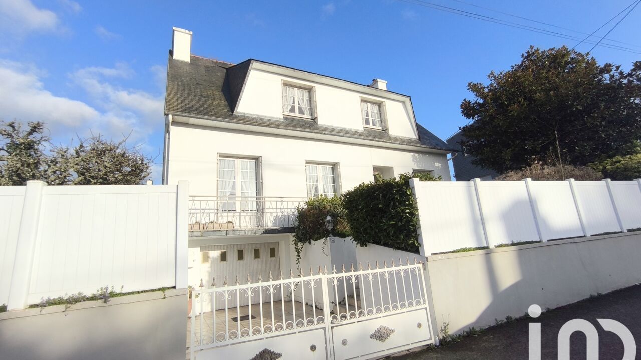 maison 6 pièces 135 m2 à vendre à Carhaix-Plouguer (29270)