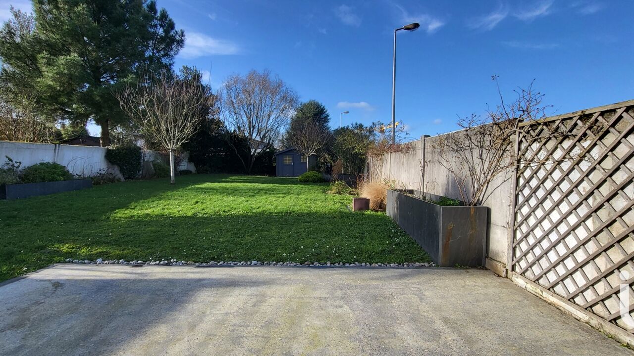 maison 5 pièces 104 m2 à vendre à Cholet (49300)