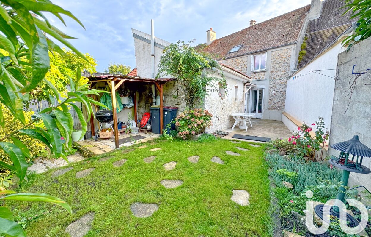 maison 3 pièces 74 m2 à vendre à Guignes (77390)