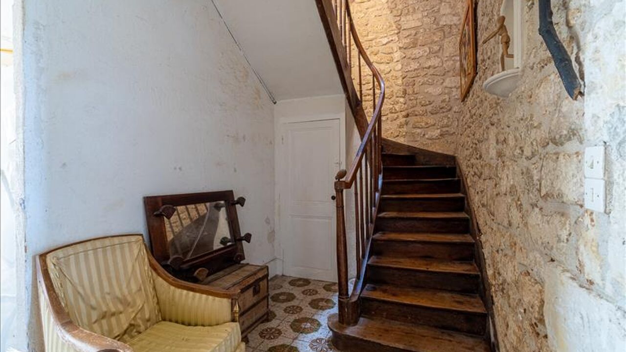 maison 5 pièces 167 m2 à vendre à Pons (17800)