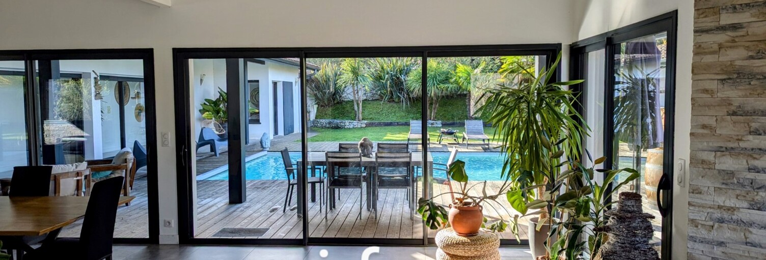 Maison 7 Pièces 220 m² à vendre à Ahetze (64210)