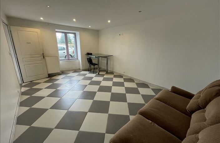Maison de bourg de 5 pièces principales — photo 2