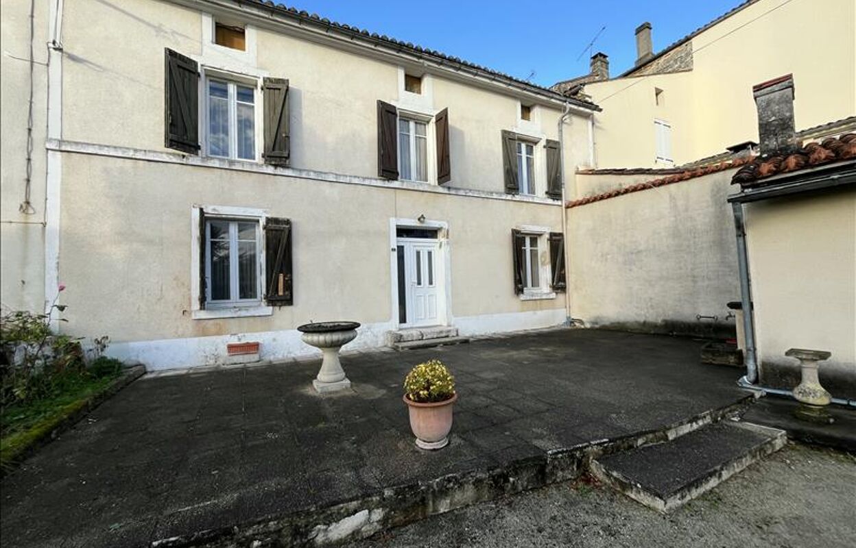 maison 5 pièces 133 m2 à vendre à Nersac (16440)