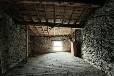 Maison 5 pièces 77350 €