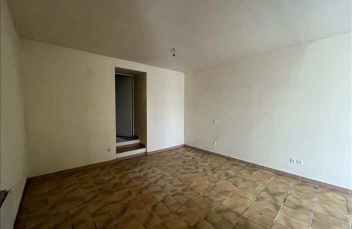 Maison de ville de 5 pièces principales — photo 2
