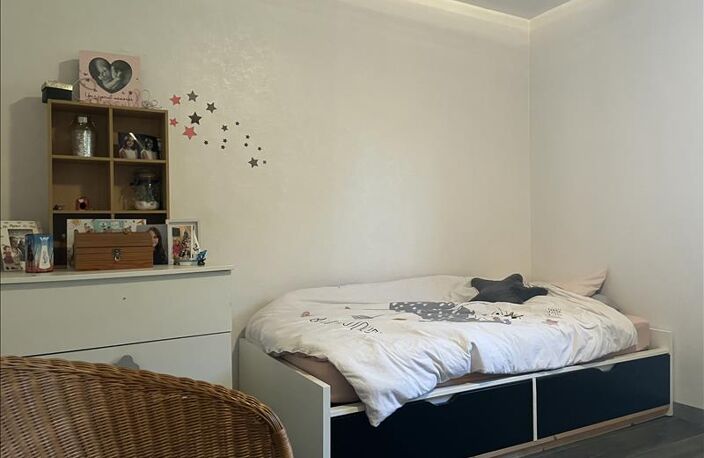 Vente maison 5 pièces 138 m² Donnezac (33860) — photo 2