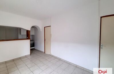 location appartement 394 € CC /mois à proximité de Désertines (03630)