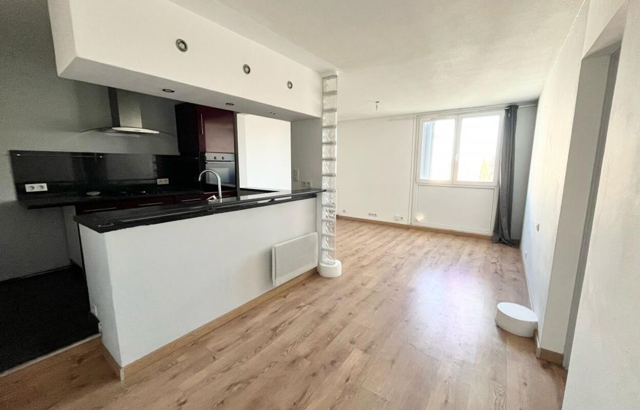 appartement 1 pièces 50 m2 à louer à Miramas (13140)