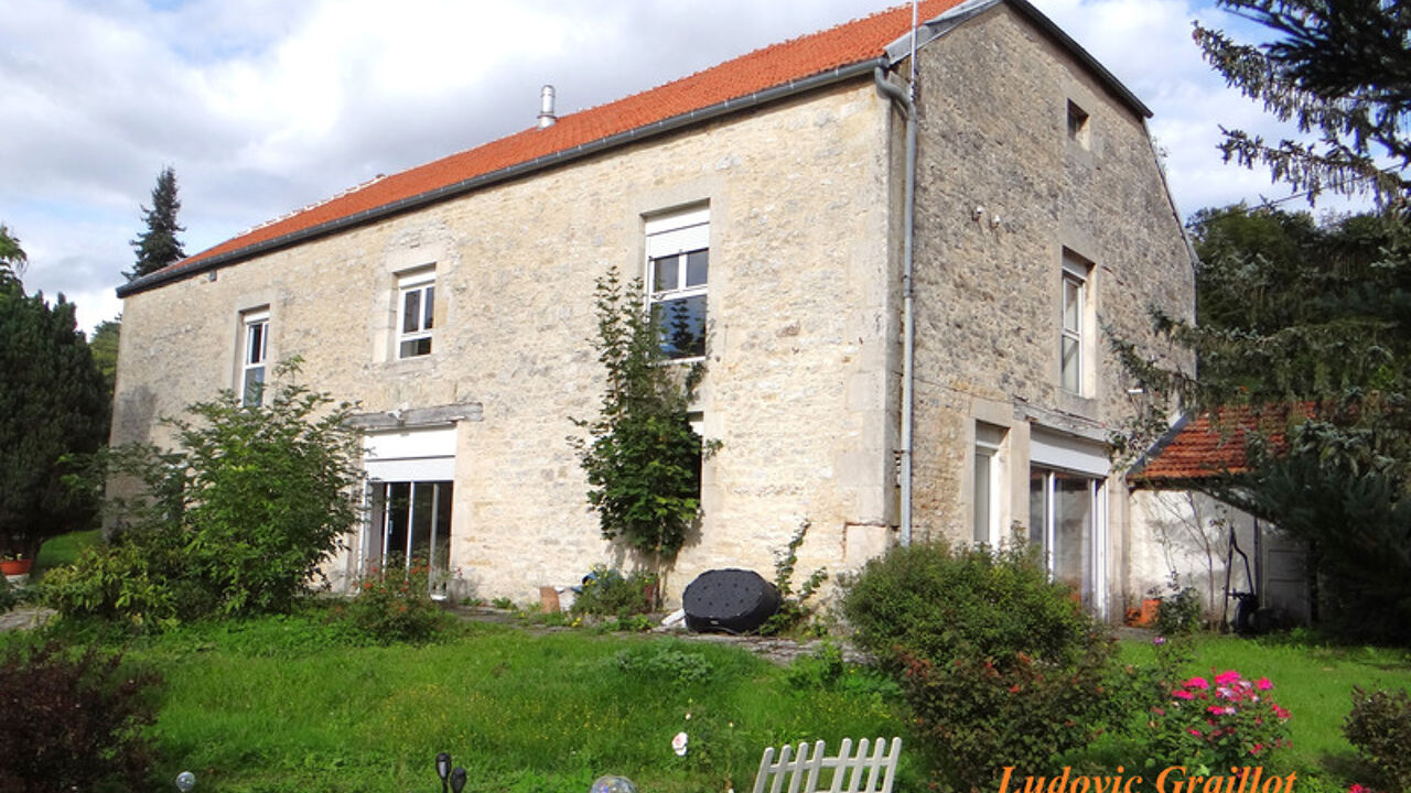 maison 5 pièces 248 m2 à vendre à Chaumont (52000)