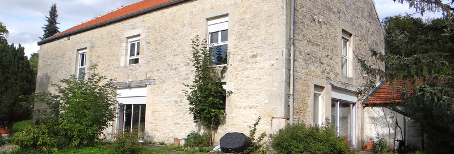 Maison 5 Pièces 248 m² à vendre à Chaumont (52000)