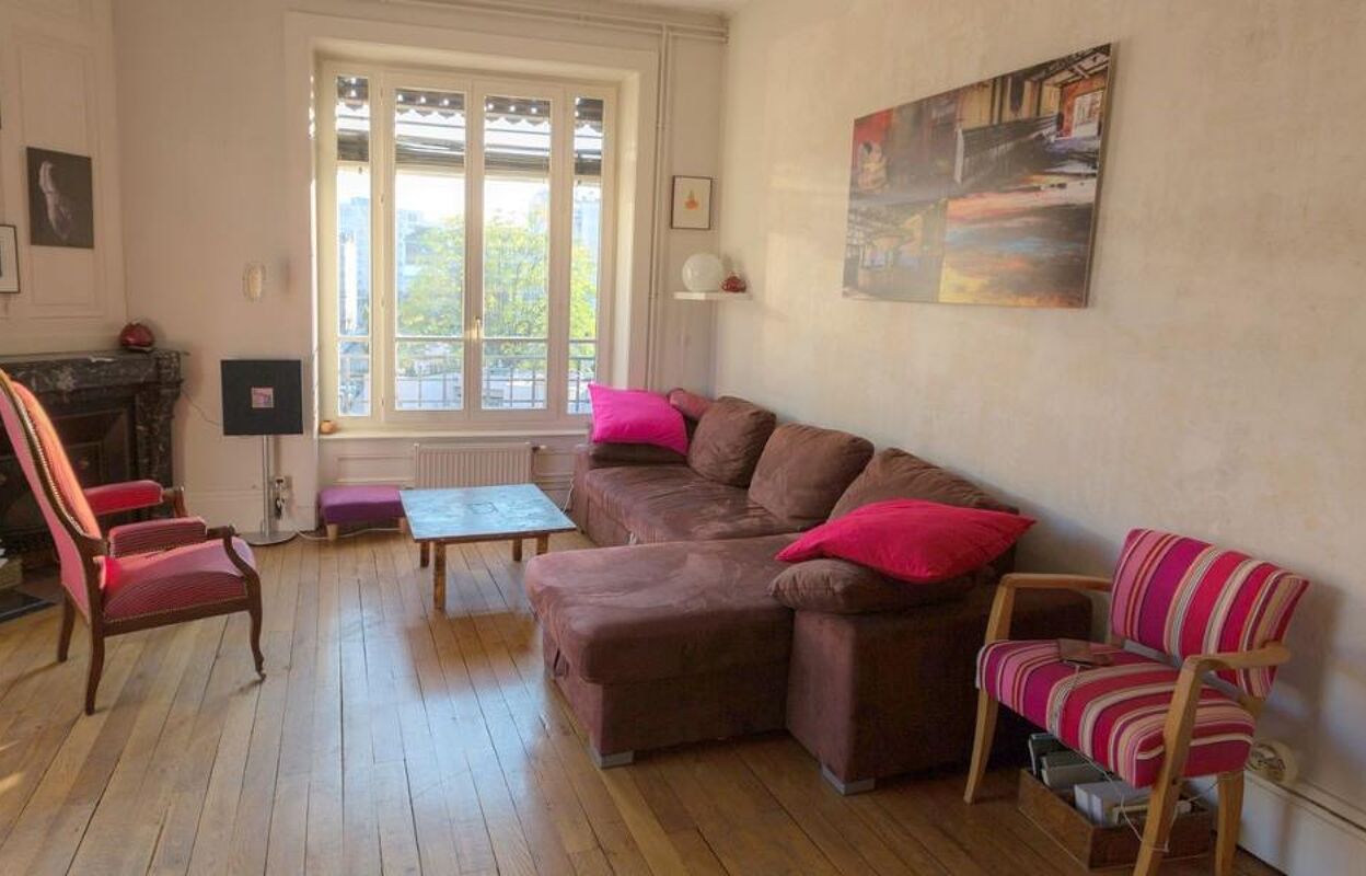 appartement 3 pièces 71 m2 à louer à Villeurbanne (69100)