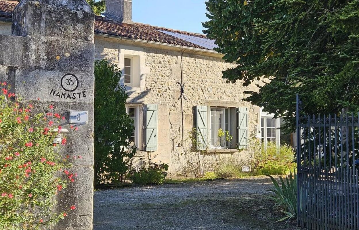 maison 5 pièces 155 m2 à Bourg-Charente (16200)