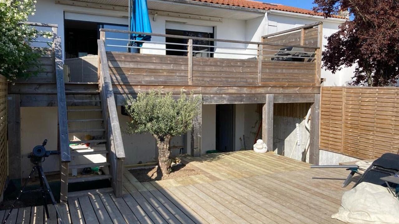 maison 5 pièces 112 m2 à vendre à La Rochelle (17000)