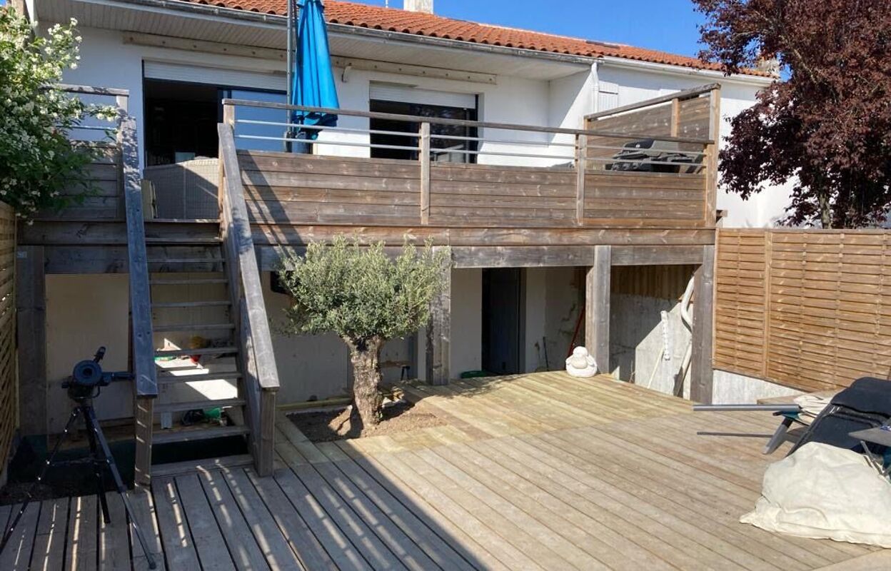 maison 5 pièces 112 m2 à vendre à La Rochelle (17000)