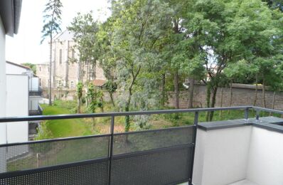 location appartement 660 € CC /mois à proximité de Tassin-la-Demi-Lune (69160)