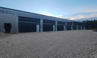 Local industriel  576 m² à louer à Saint-Perdon (40090)