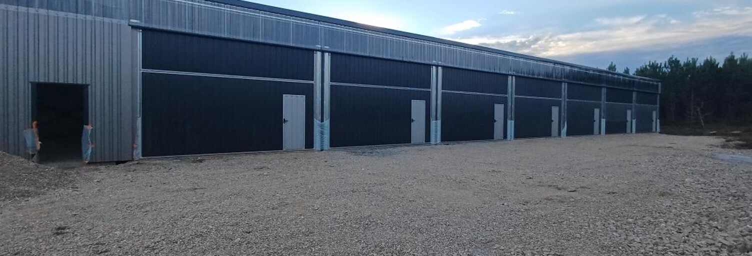 Local industriel  576 m² à louer à Saint-Perdon (40090)