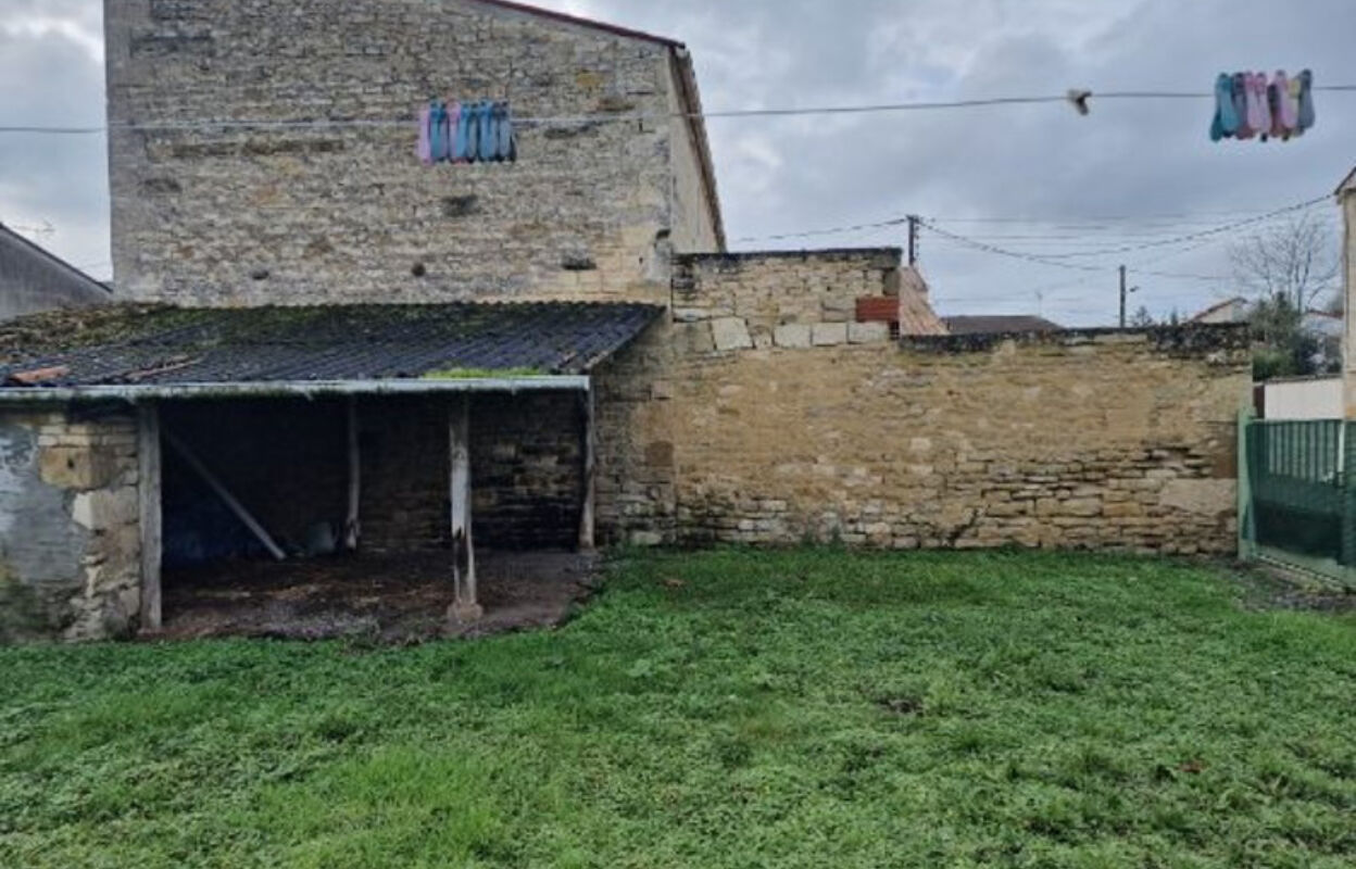 maison 3 pièces 87 m2 à vendre à Surgères (17700)