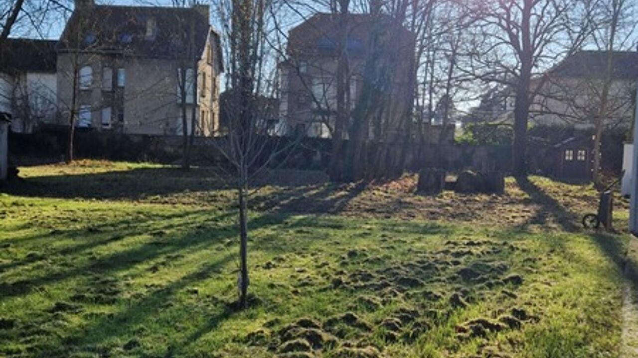 terrain  pièces 900 m2 à vendre à Metz (57050)