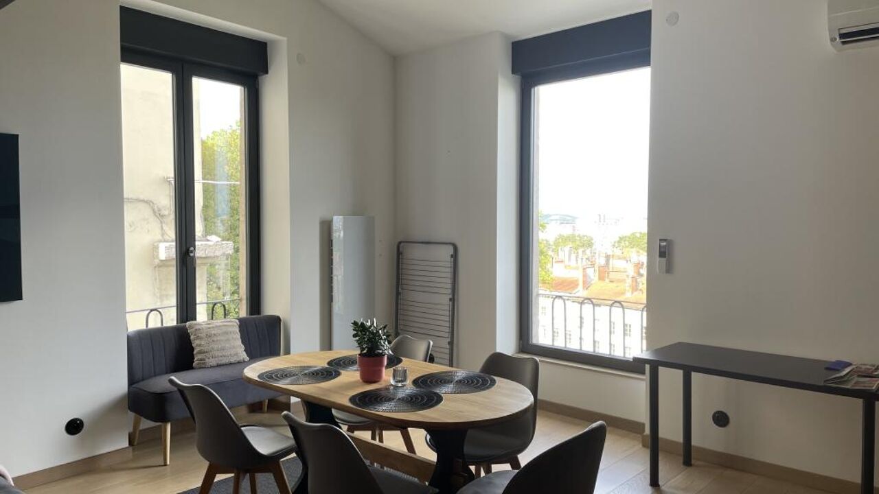 appartement 3 pièces 80 m2 à louer à Lyon 1 (69001)