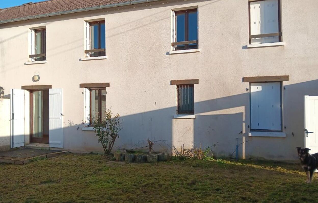 maison 4 pièces 130 m2 à louer à Césarville-Dossainville (45300)