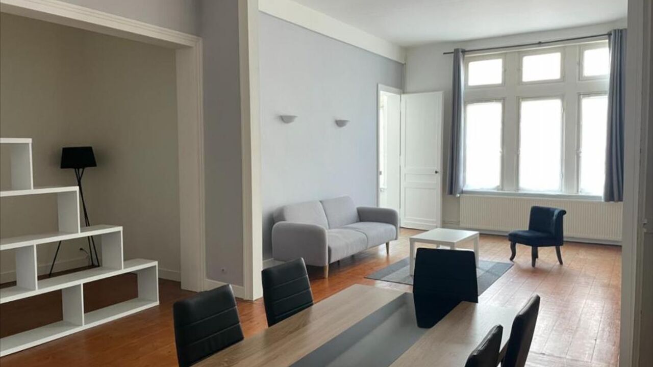 appartement 2 pièces 69 m2 à vendre à Lille (59000)