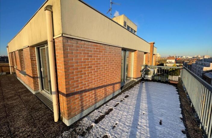 LILLE - Wazemmes/ Cormontaigne - Type 2 'Rooftop' avec magnifiqu — photo 2