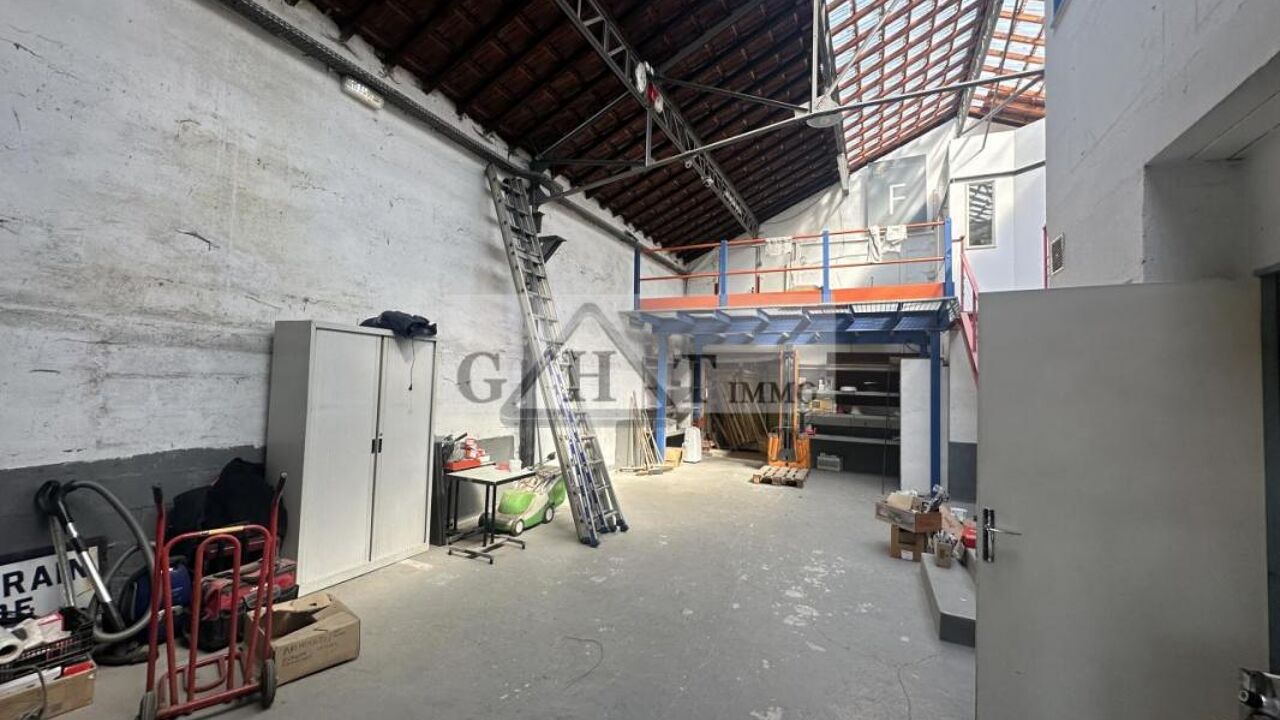 local industriel  pièces 350 m2 à vendre à Montreuil (93100)